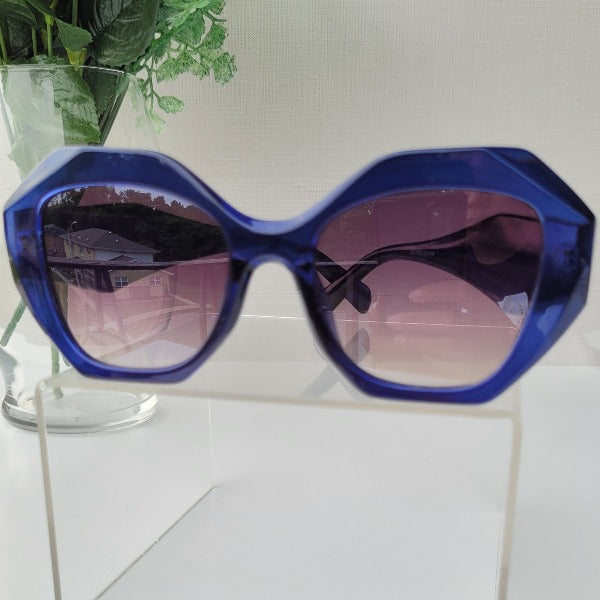 WOMEN'S VINTAGE OCATGON SUNGLASSES